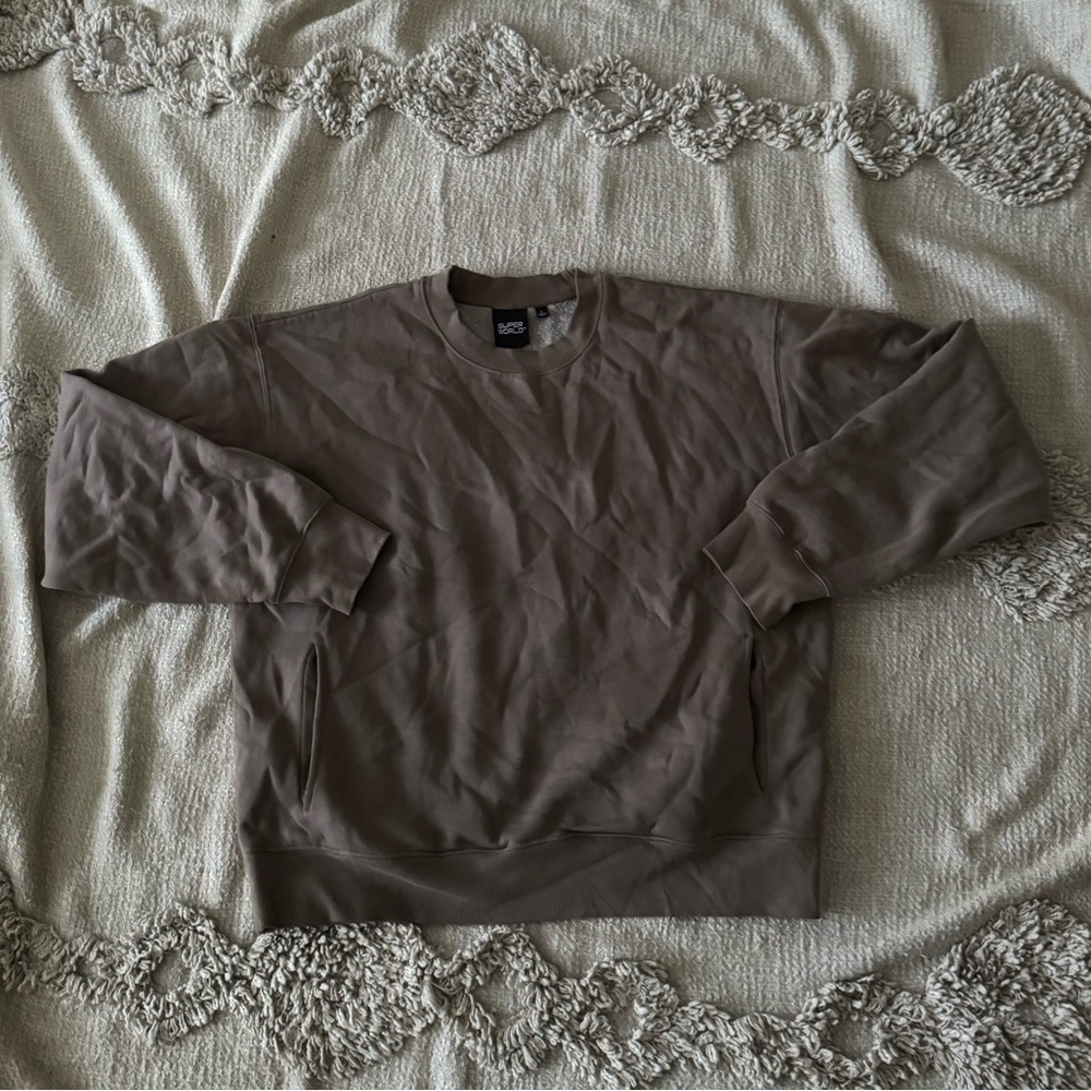 Aritzia Superworld Fleece Crew Hoodie